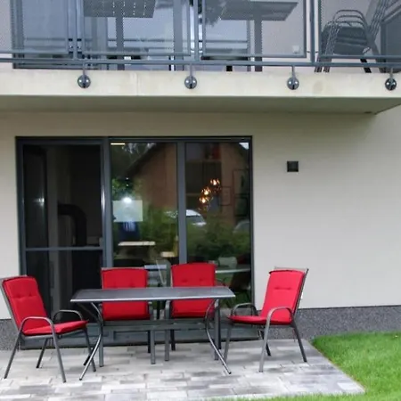 Apartment U15 Eg - Charmante Ferienwohnung Am Mit Kamin, Terrasse Und Wlan In An Der Muritz Robel