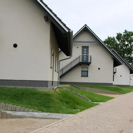 Apartment U15 Eg - Charmante Ferienwohnung Am Mit Kamin, Terrasse Und Wlan In An Der Muritz